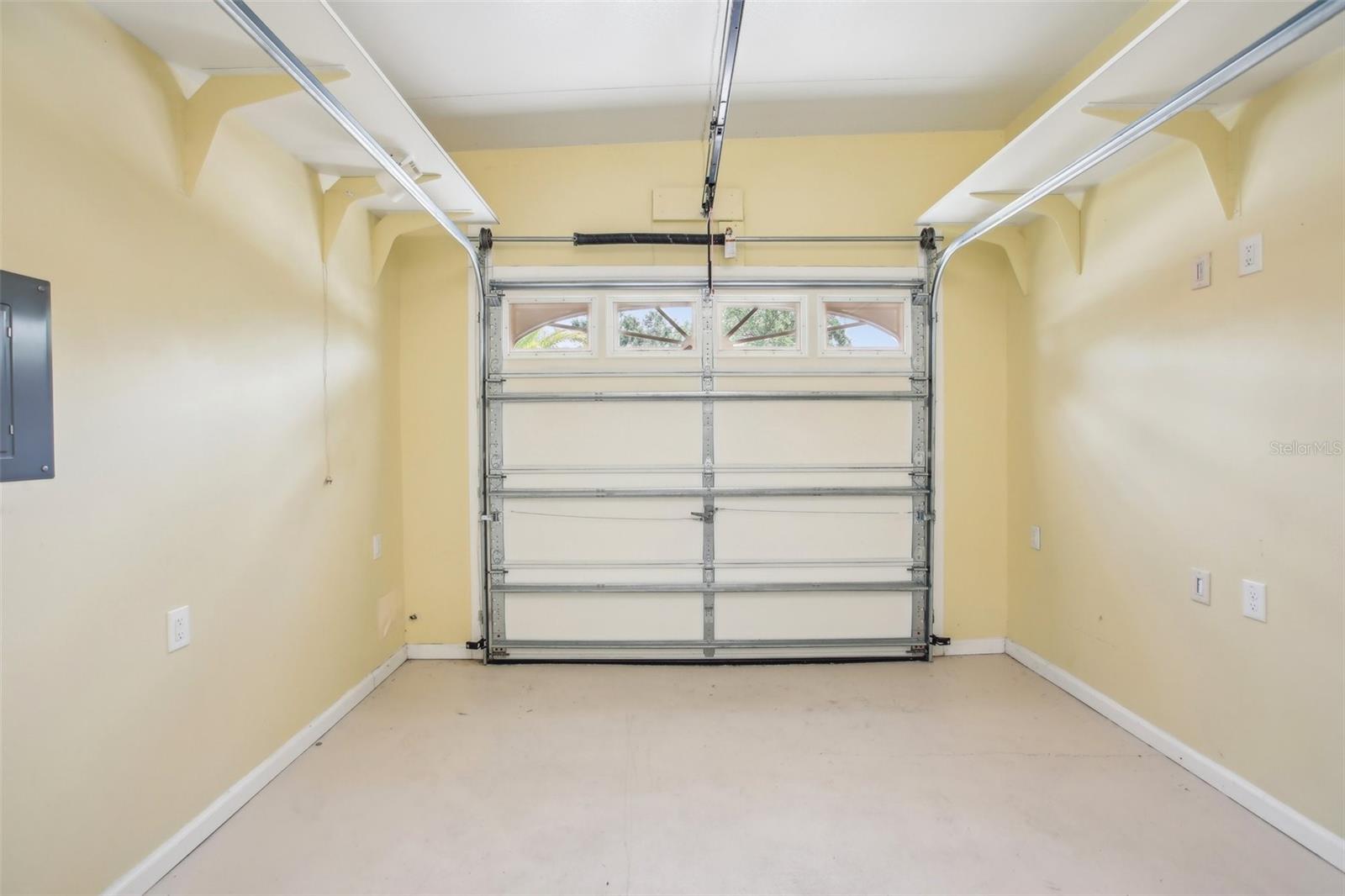 Listing photo id 28 for 6621 La Mesa Road