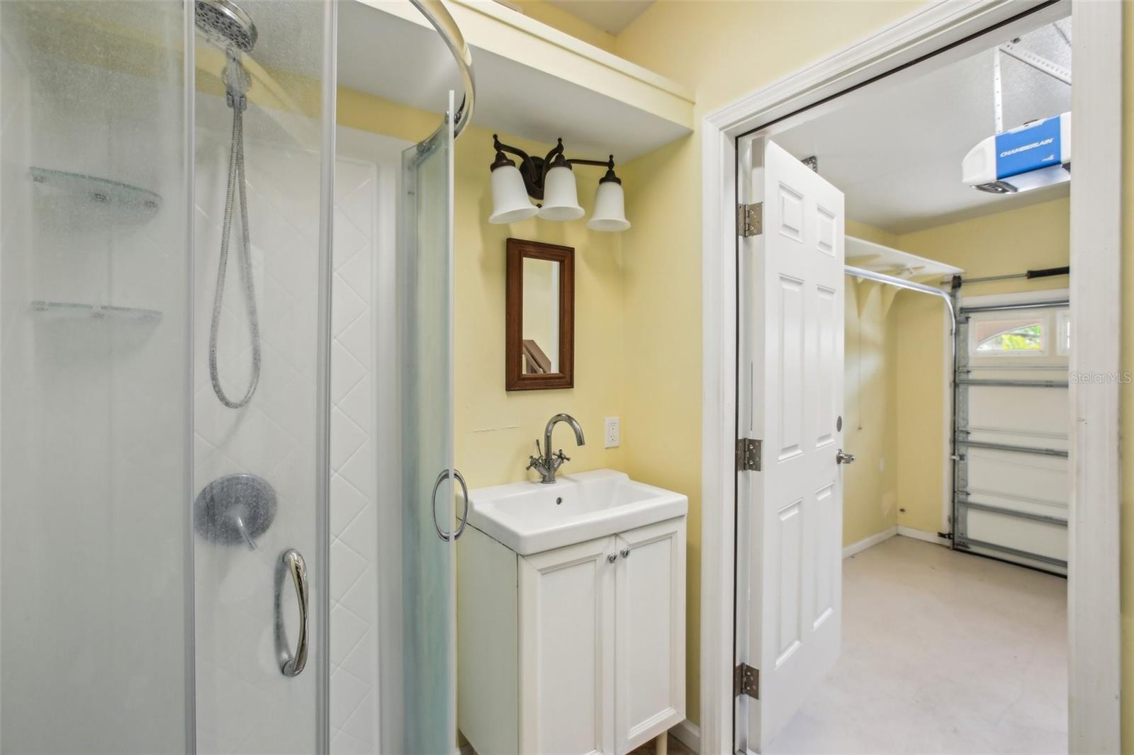 Listing photo id 30 for 6621 La Mesa Road