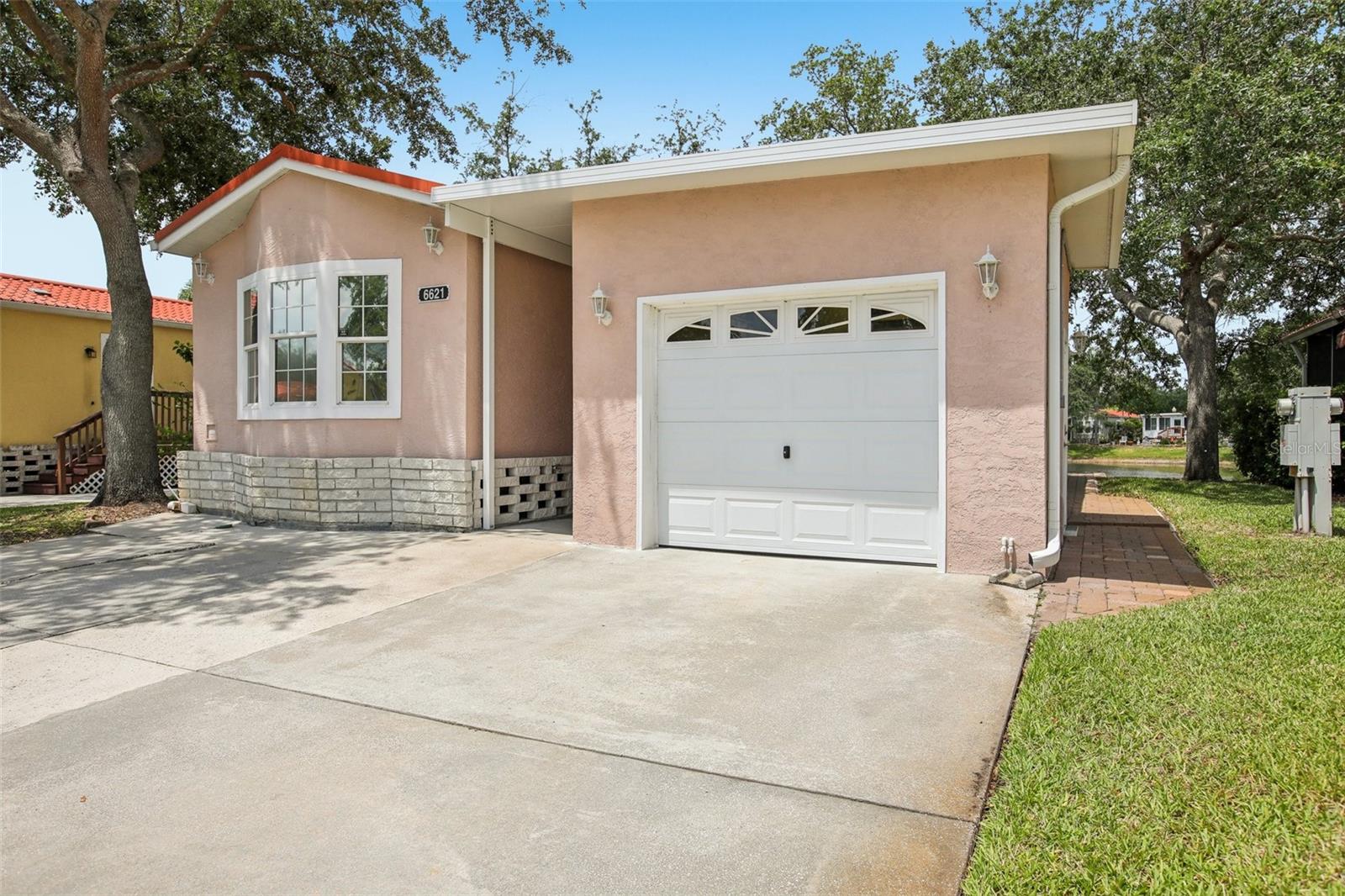 Listing photo id 36 for 6621 La Mesa Road