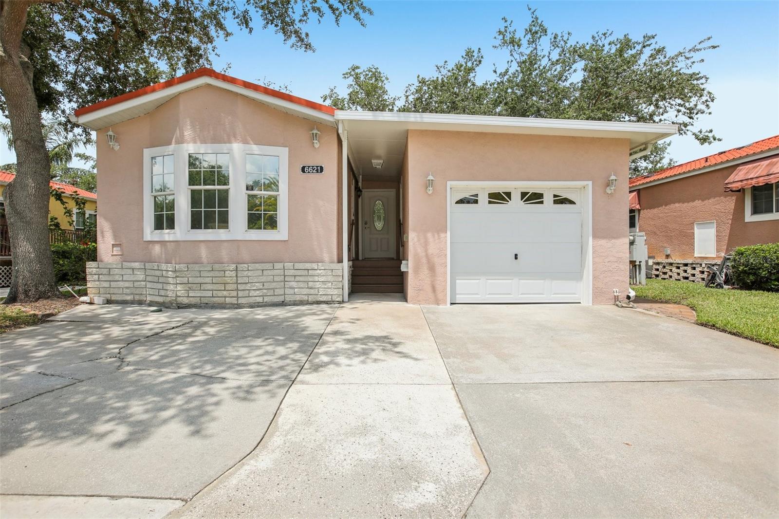Listing photo id 37 for 6621 La Mesa Road
