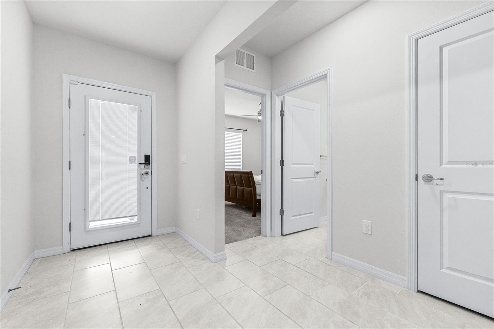 Image 12 of 27 For 1050 Michelangelo Lane