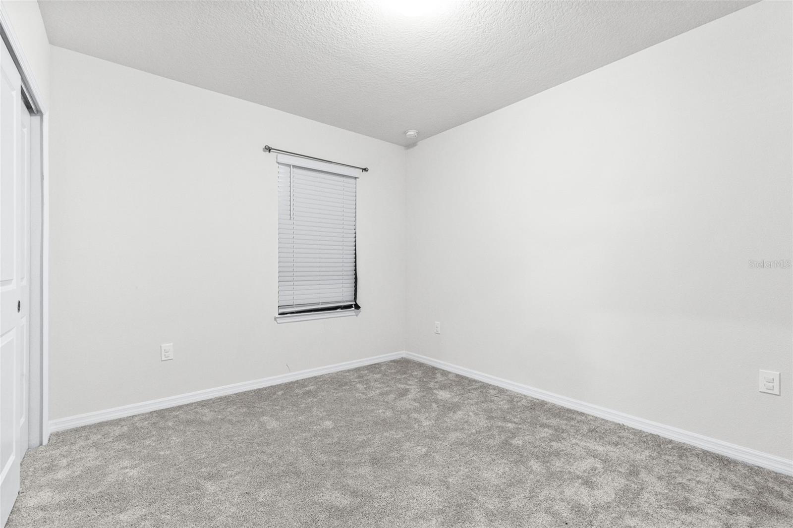Image 15 of 27 For 1050 Michelangelo Lane