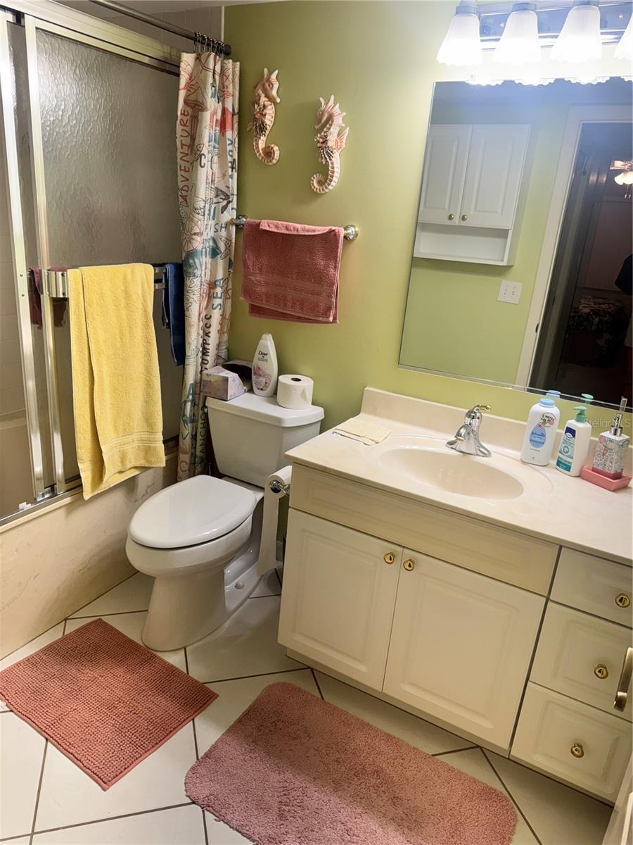 Image 25 of 47 For 23465 Harborview Road 824