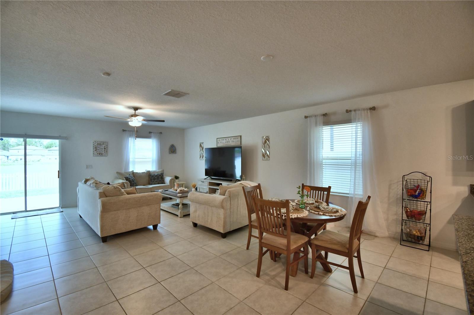 Image 16 of 46 For 4400 Trotters Way
