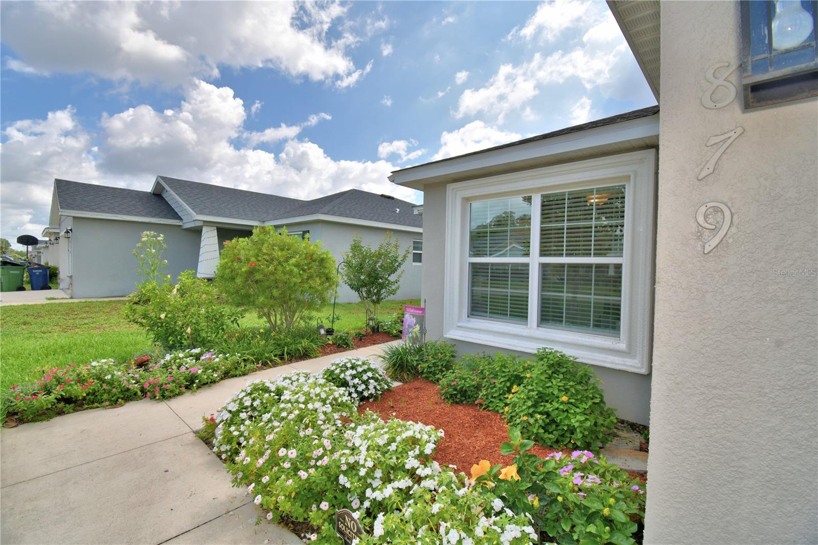 Image 4 of 28 For 879 Orleans Drive