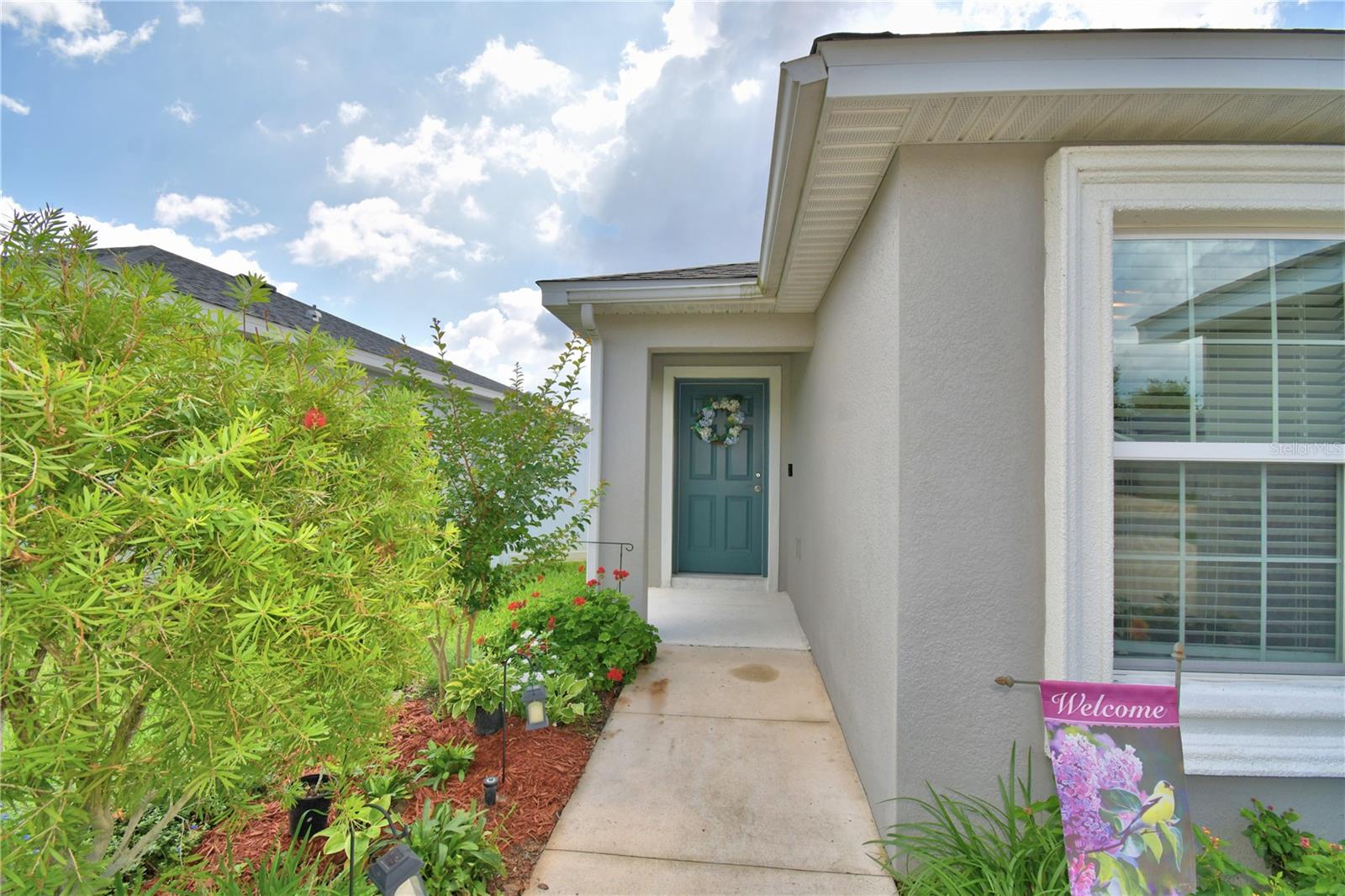 Image 5 of 28 For 879 Orleans Drive