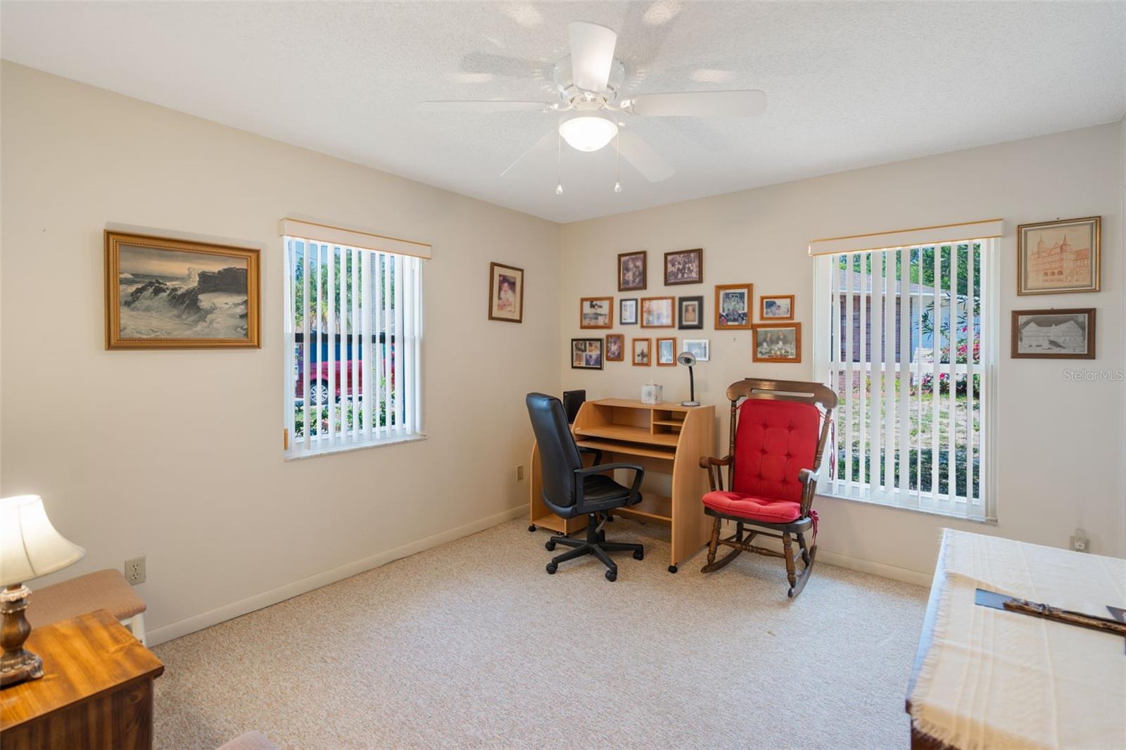 Image 10 of 20 For 1408 Thousand Roses Drive S