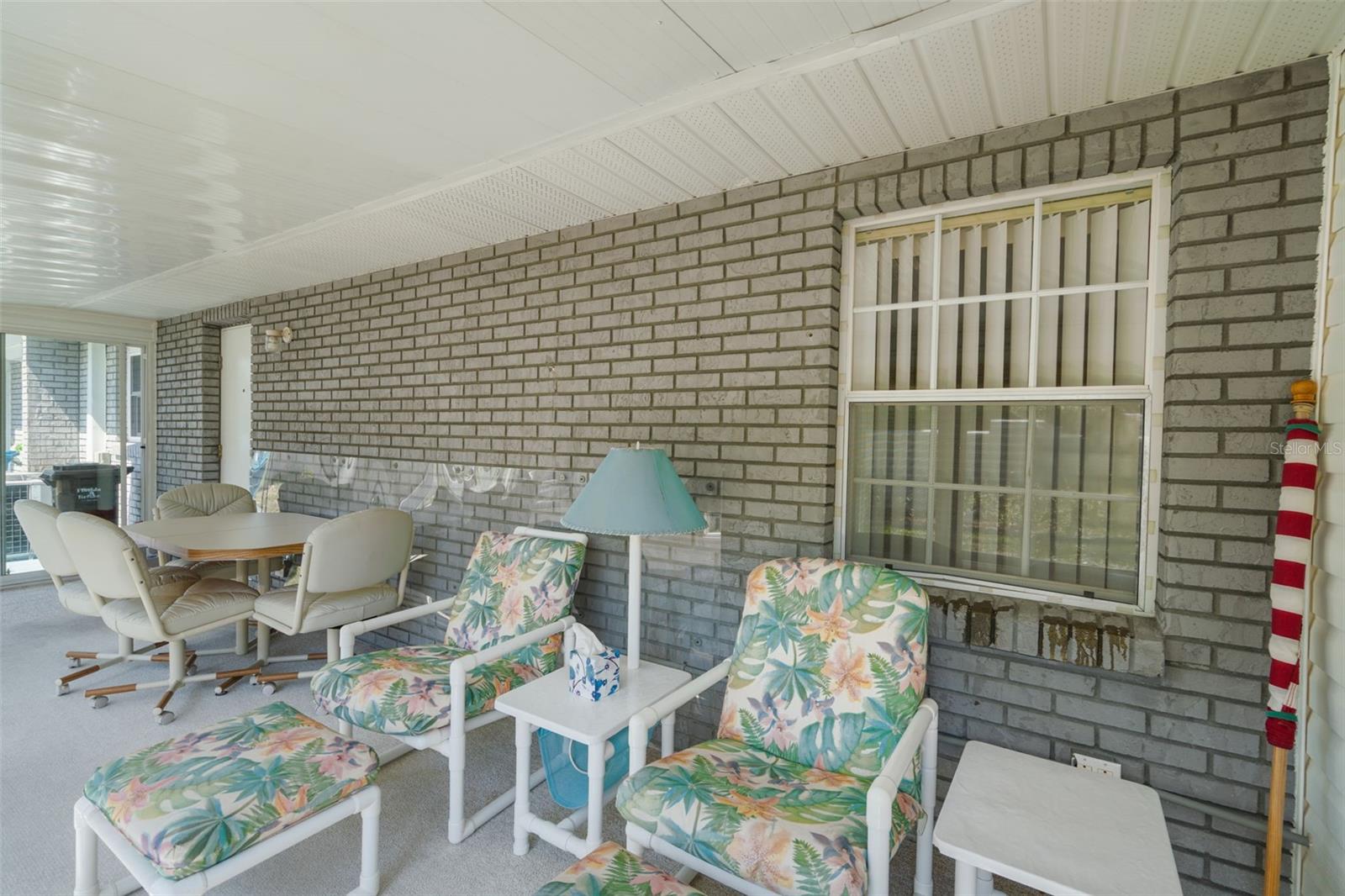Image 14 of 20 For 1408 Thousand Roses Drive S