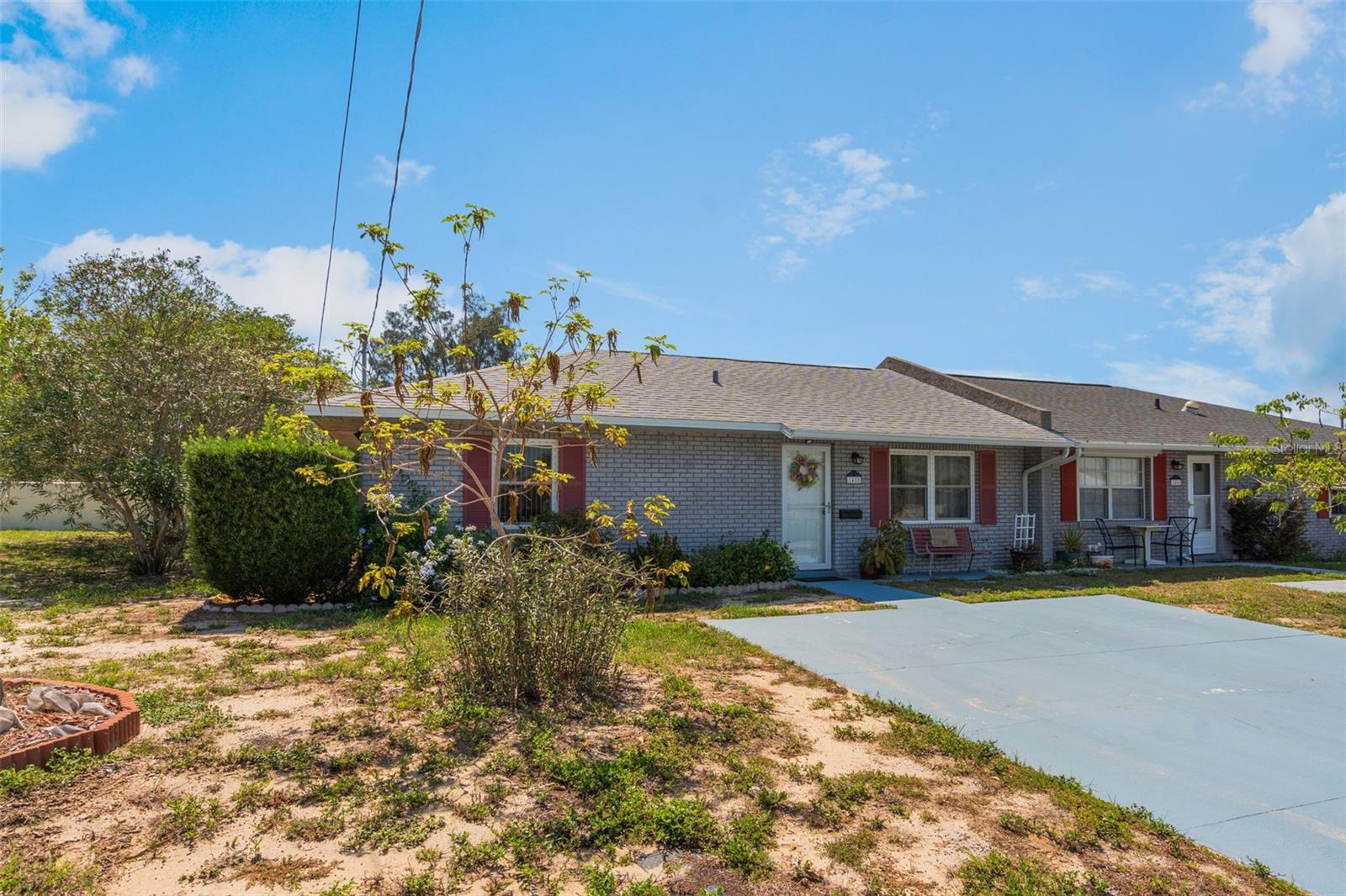 Image 18 of 20 For 1408 Thousand Roses Drive S