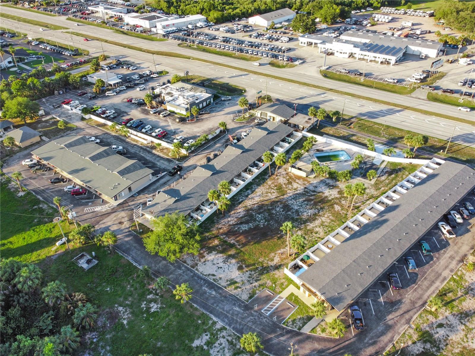 Image 21 of 22 For 21380 Hwy 27  306