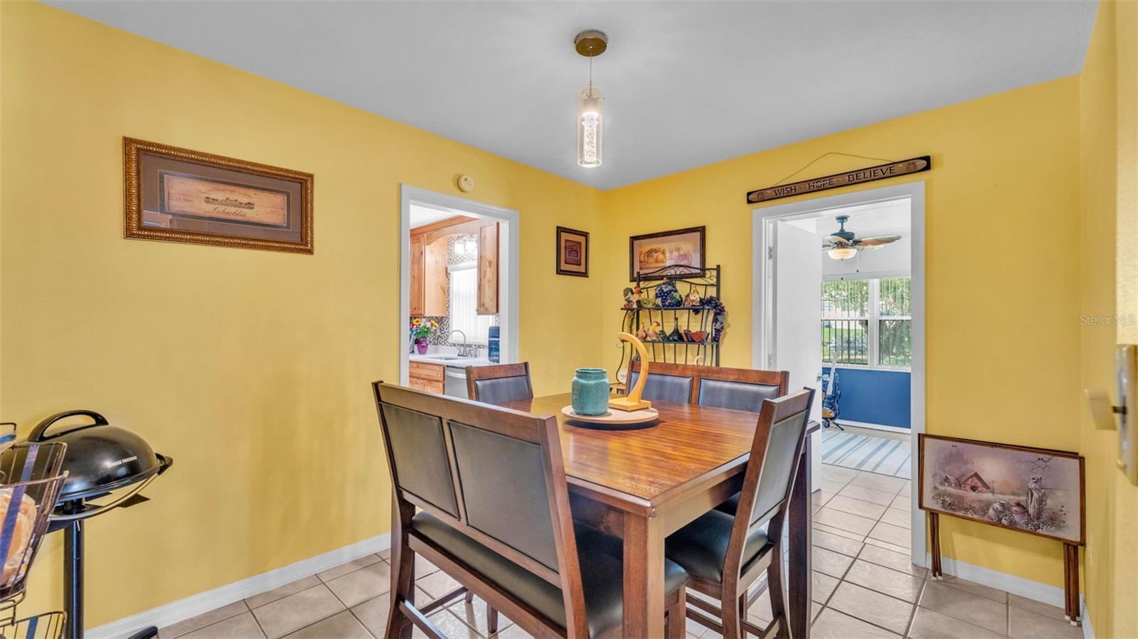 Image 19 of 42 For 616 Oriole Drive