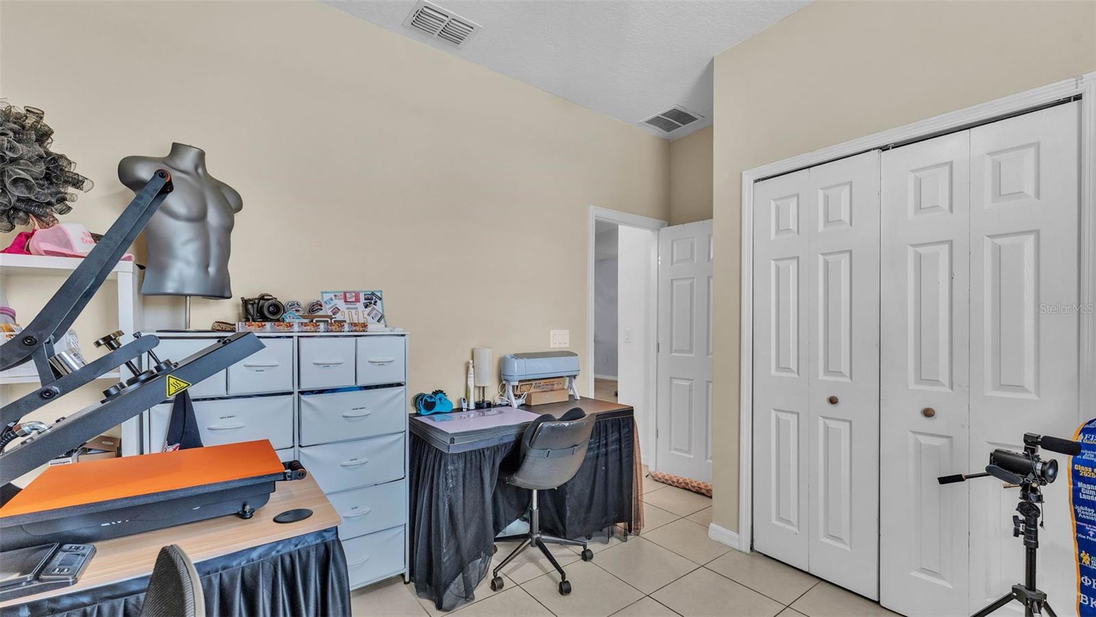 Image 9 of 46 For 428 Aragosa Drive