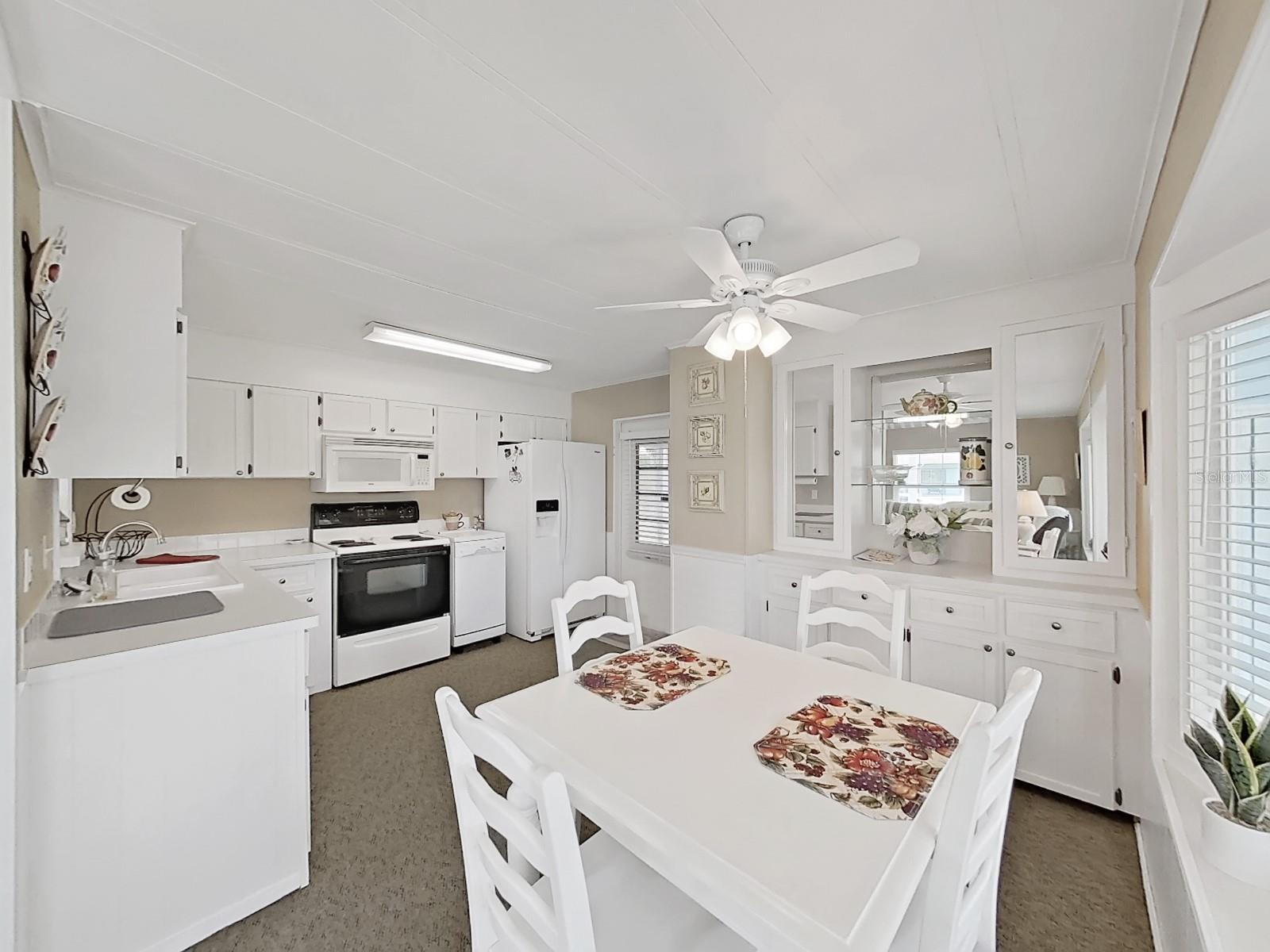 Image 16 of 48 For 4859 Foxwood Blvd