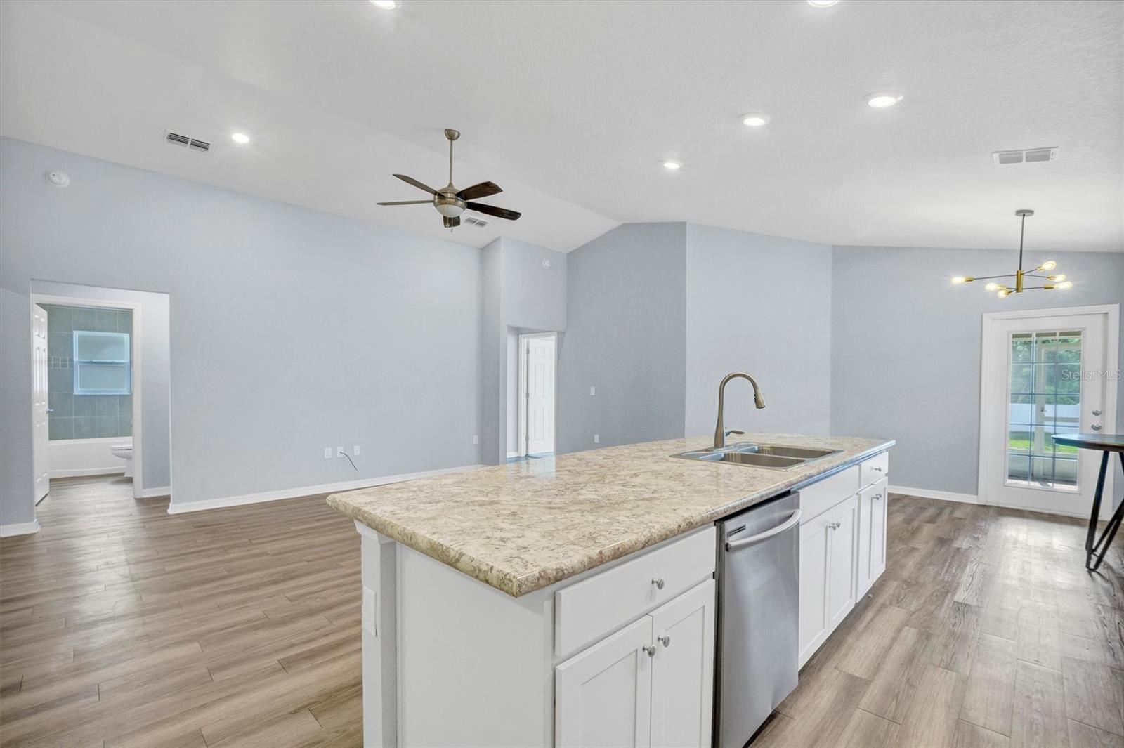 Image 11 of 42 For 648 Lorient Drive