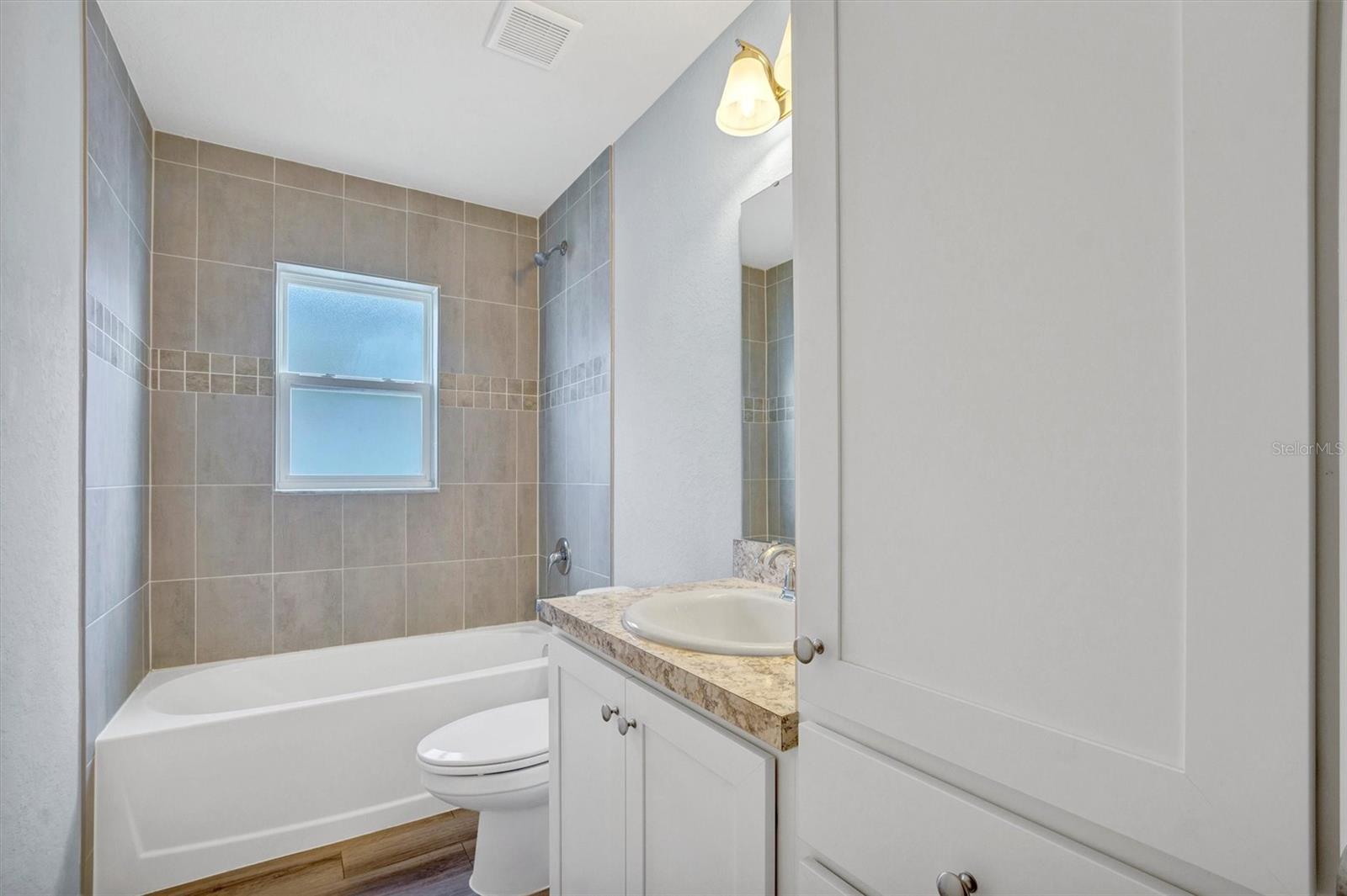 Image 15 of 42 For 648 Lorient Drive