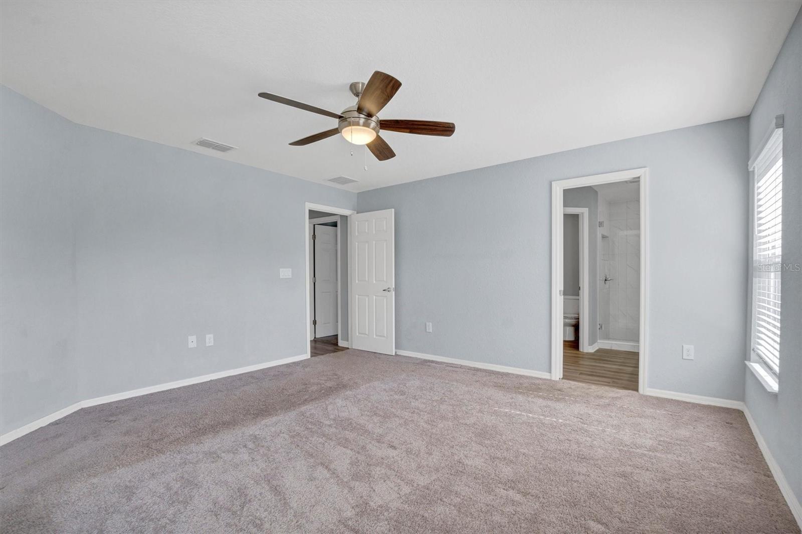 Image 22 of 42 For 648 Lorient Drive
