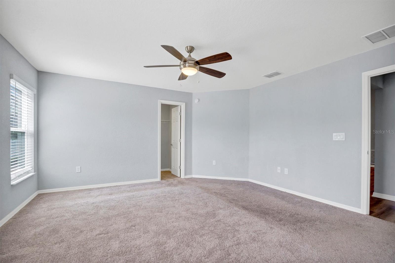 Image 23 of 42 For 648 Lorient Drive