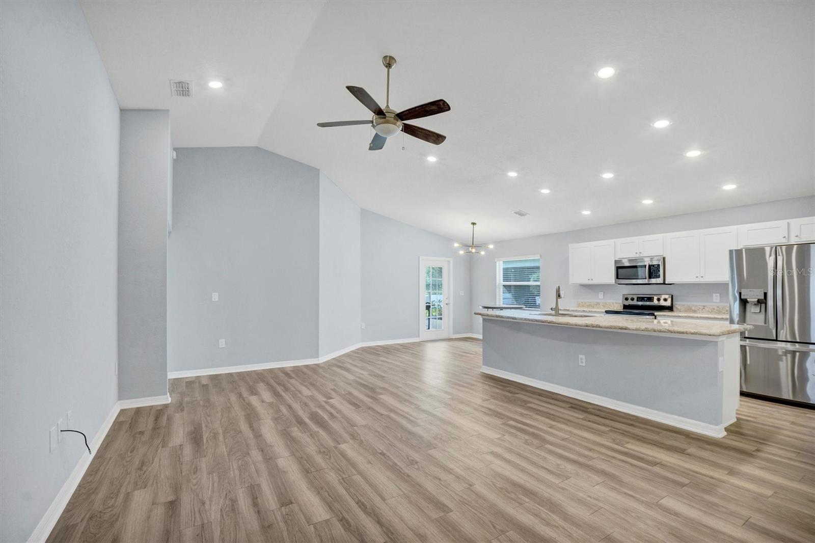 Image 4 of 42 For 648 Lorient Drive