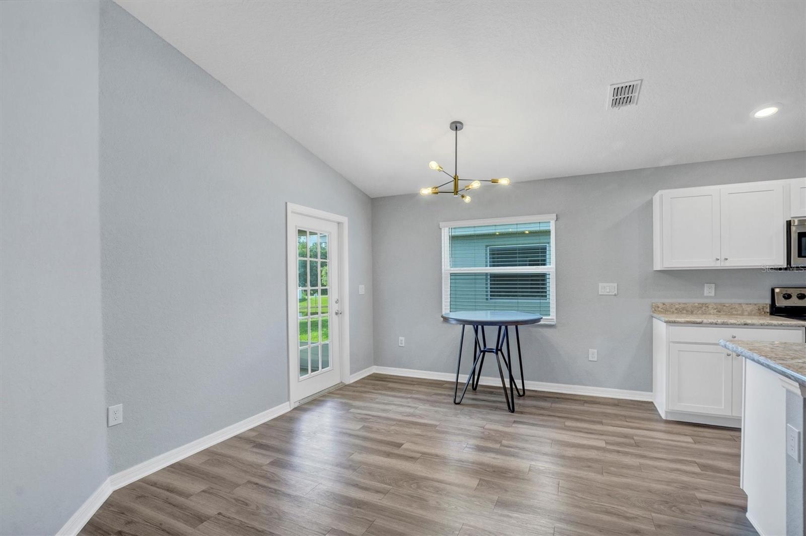 Image 7 of 42 For 648 Lorient Drive