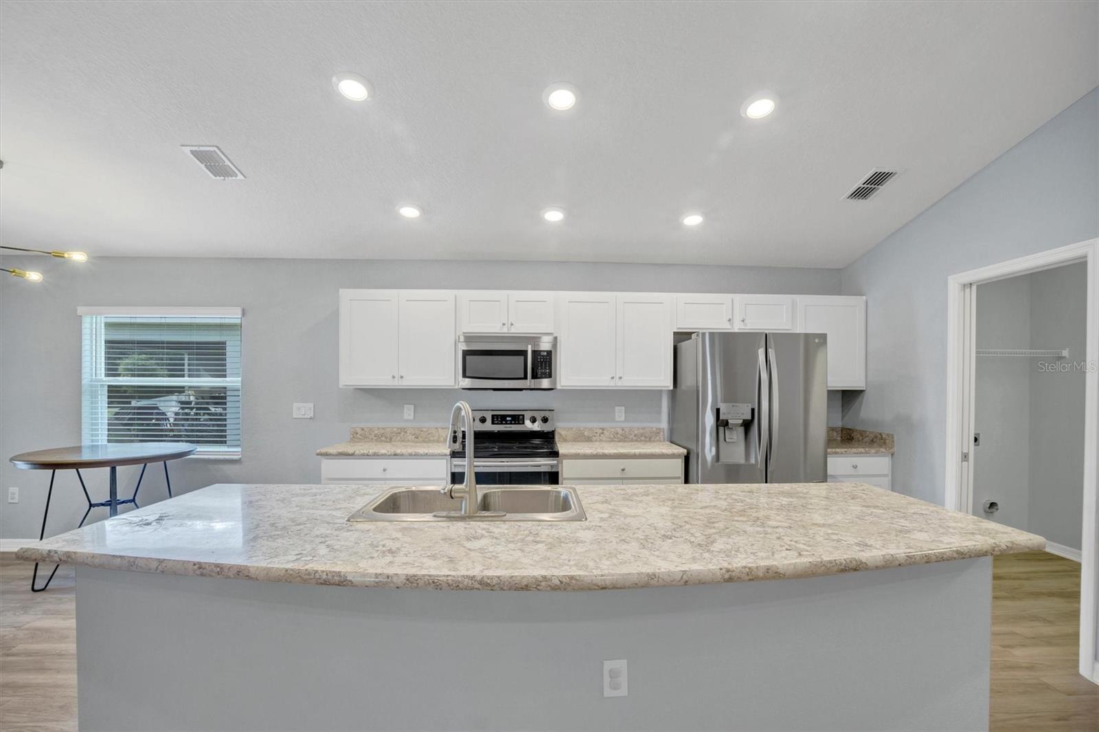 Image 8 of 42 For 648 Lorient Drive