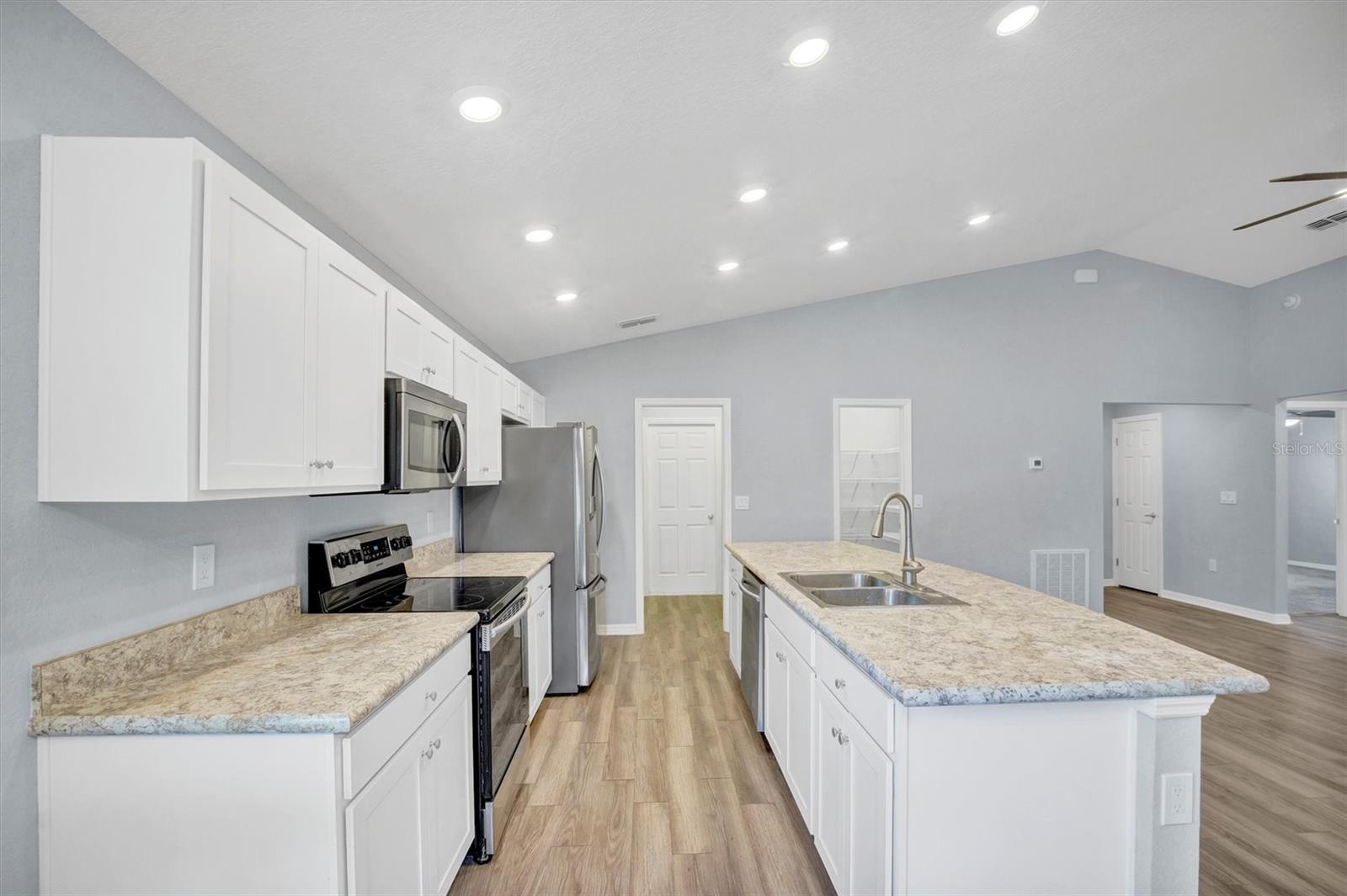 Image 9 of 42 For 648 Lorient Drive