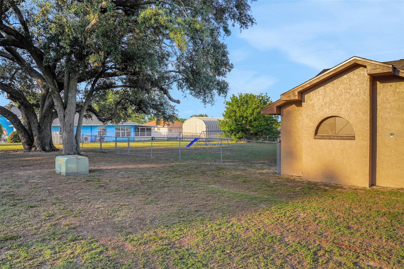 Image 13 of 50 For 505 8th Street S