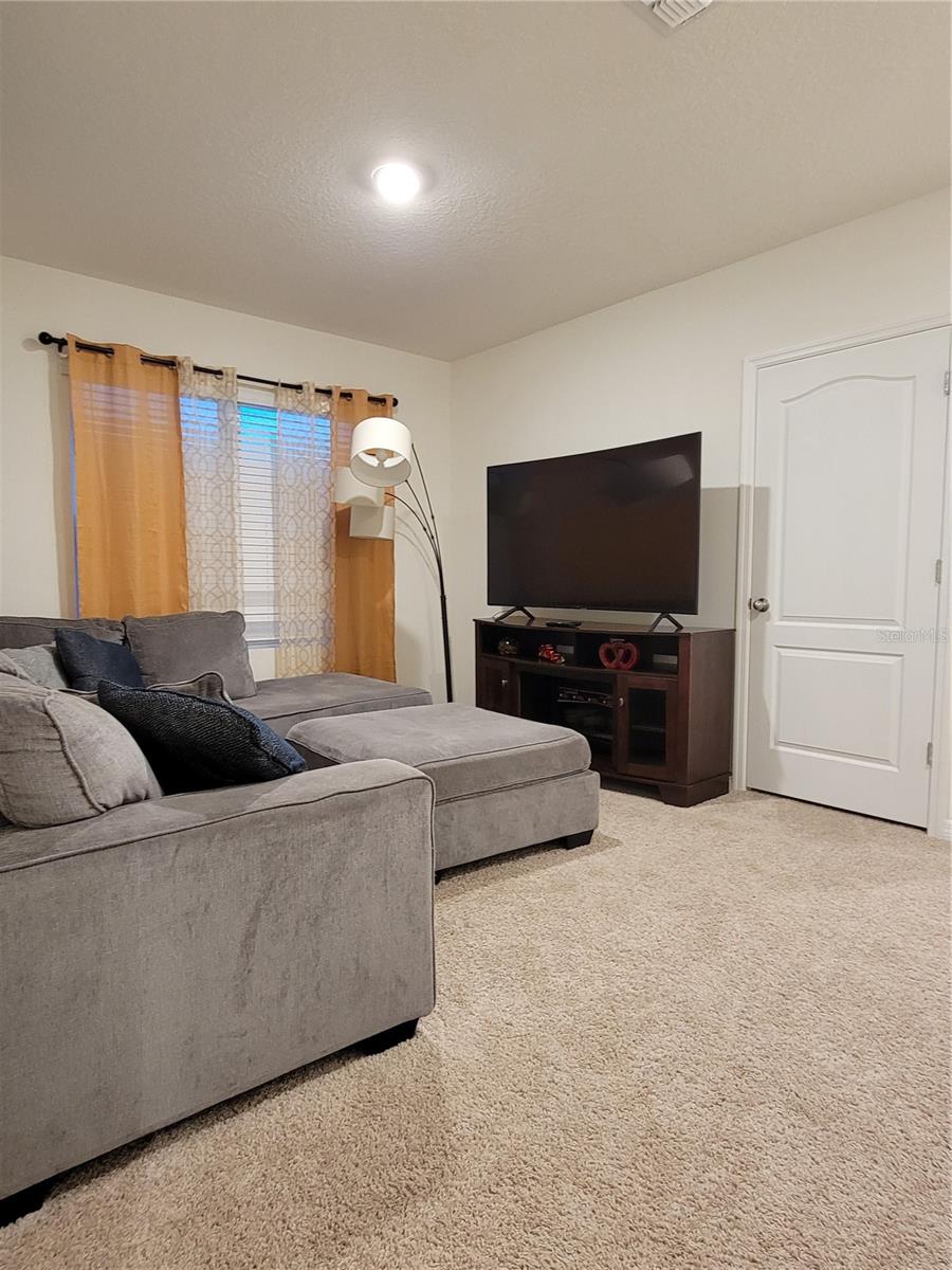 Image 22 of 34 For 1378 Fox Squirrel Drive