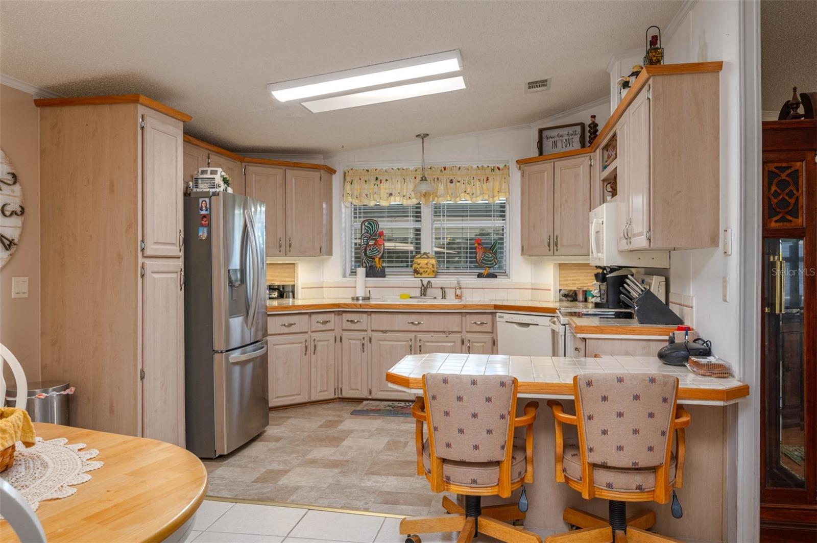 Image 19 of 55 For 8664 Breeze Hill Drive