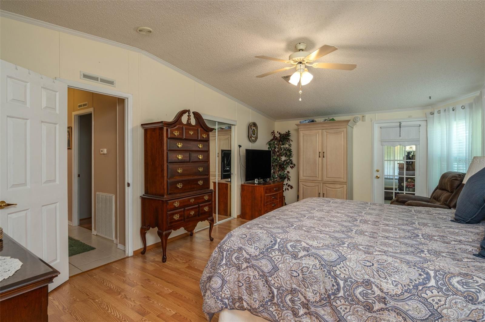 Image 25 of 55 For 8664 Breeze Hill Drive