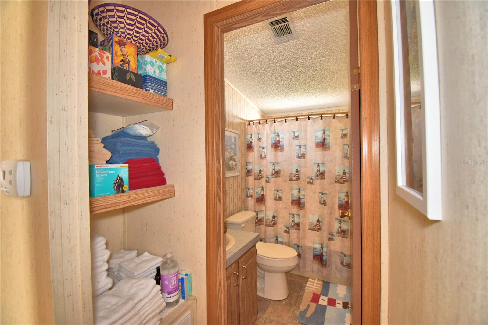 Image 17 of 76 For 5709 Lake Fox Drive