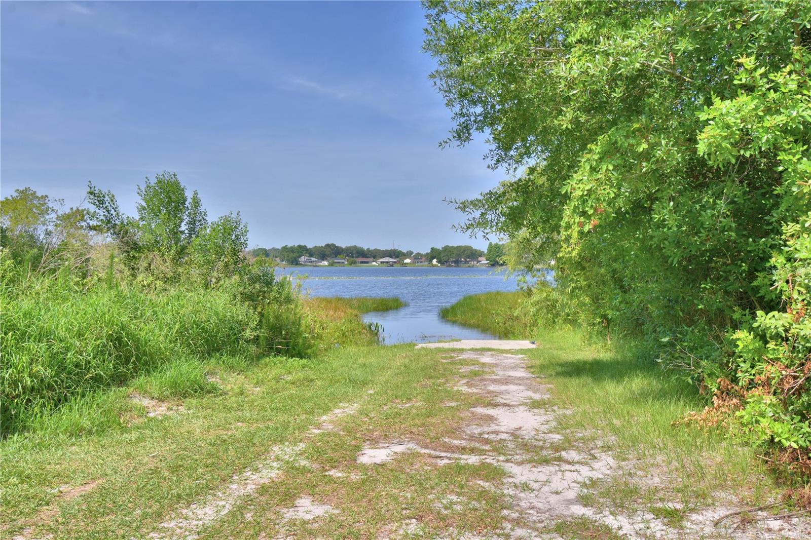 Image 33 of 76 For 5709 Lake Fox Drive