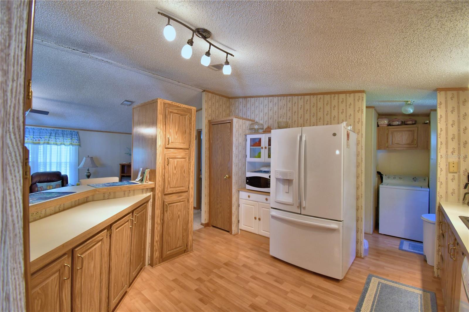 Image 38 of 76 For 5709 Lake Fox Drive