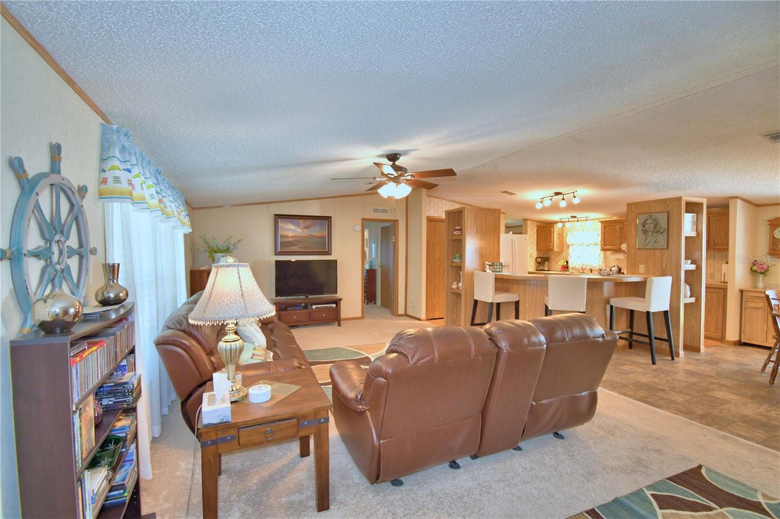 Image 43 of 76 For 5709 Lake Fox Drive