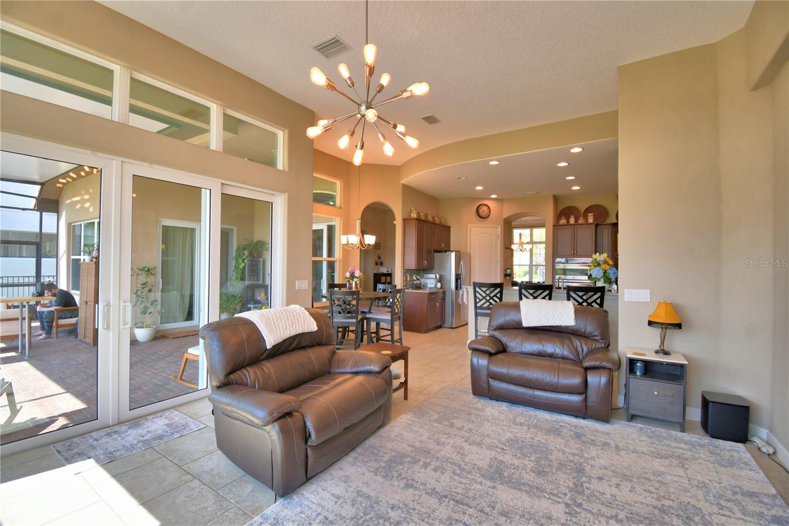 Image 19 of 67 For 2340 Pinehurst Court