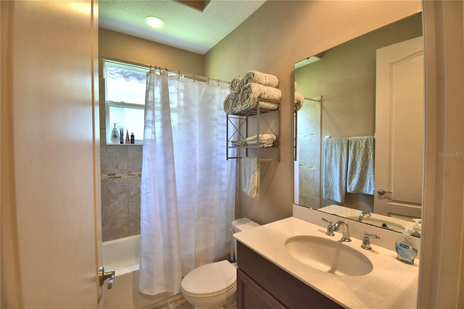 Image 28 of 67 For 2340 Pinehurst Court