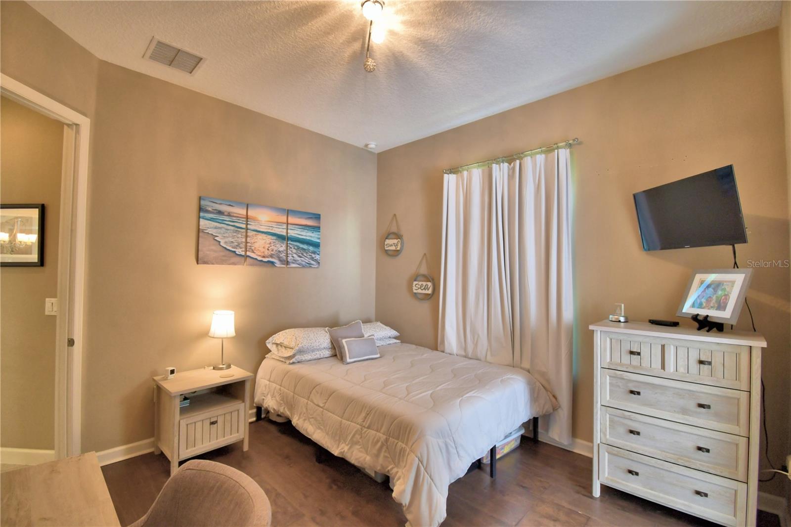 Image 34 of 67 For 2340 Pinehurst Court