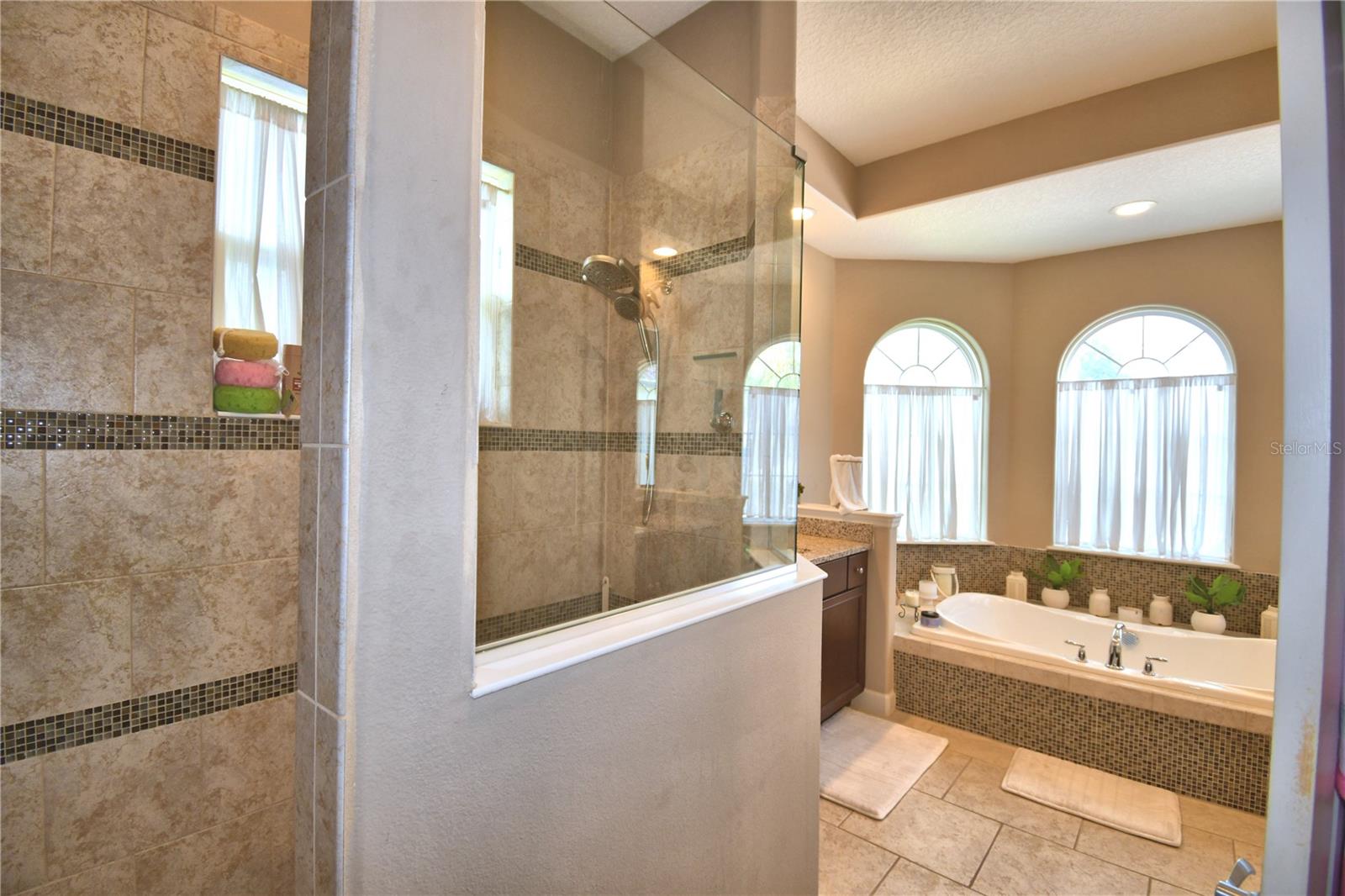 Image 43 of 67 For 2340 Pinehurst Court
