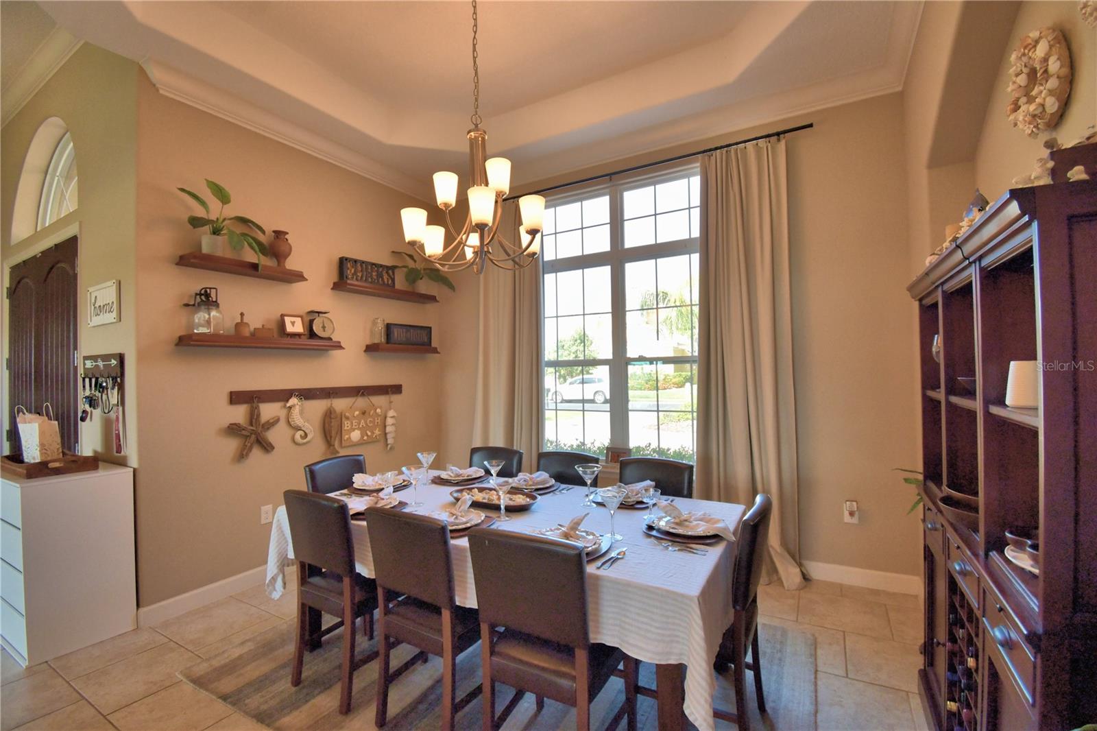 Image 9 of 67 For 2340 Pinehurst Court