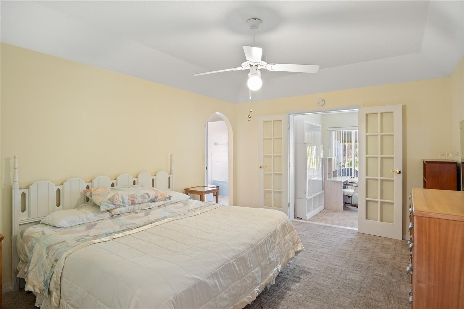Image 18 of 32 For 469 Sweetwater Way