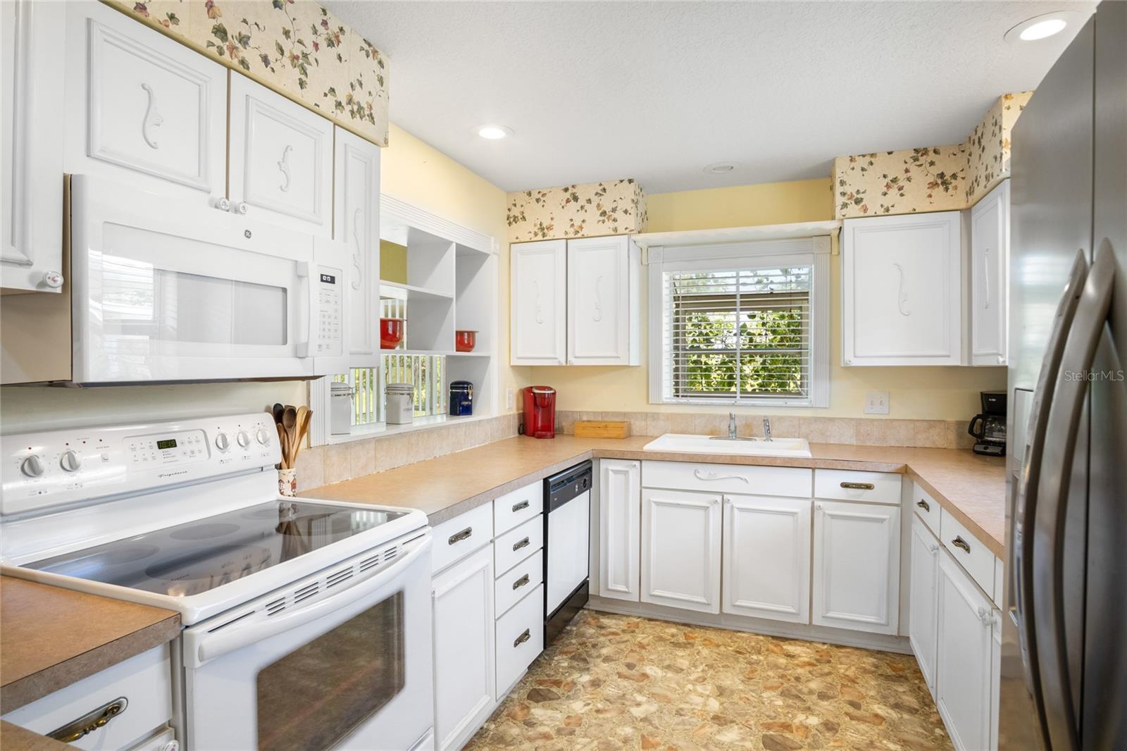 Image 9 of 32 For 469 Sweetwater Way