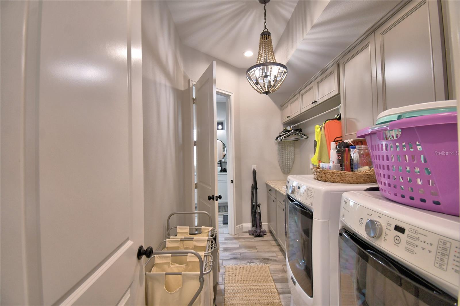 Image 37 of 90 For 445 Waterfern Trail Drive