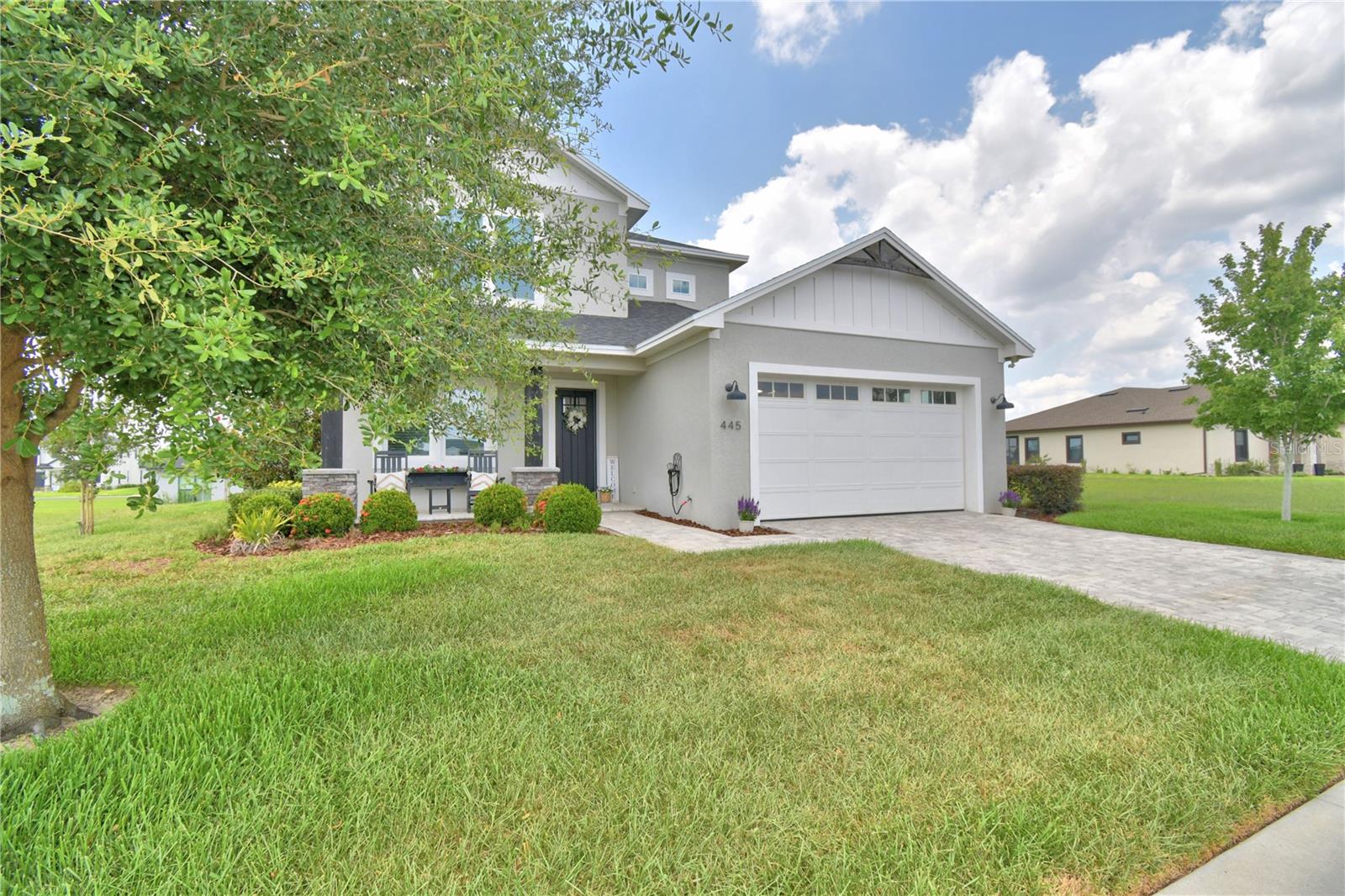 Image 5 of 90 For 445 Waterfern Trail Drive