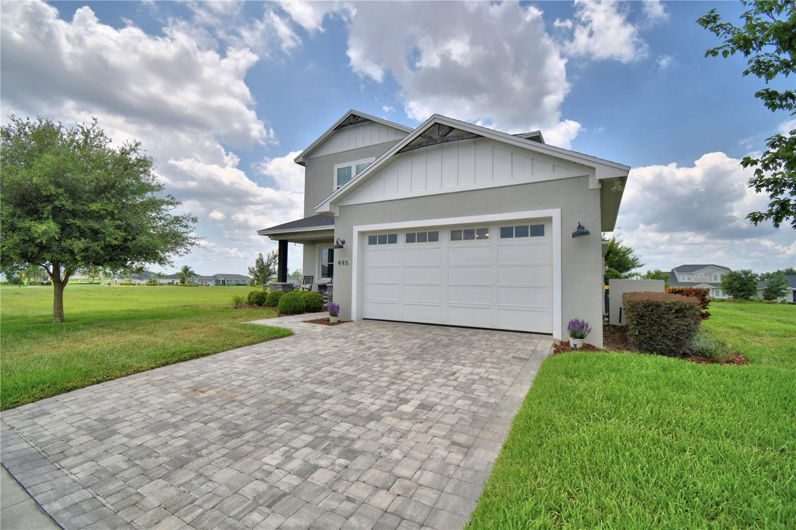 Image 6 of 90 For 445 Waterfern Trail Drive