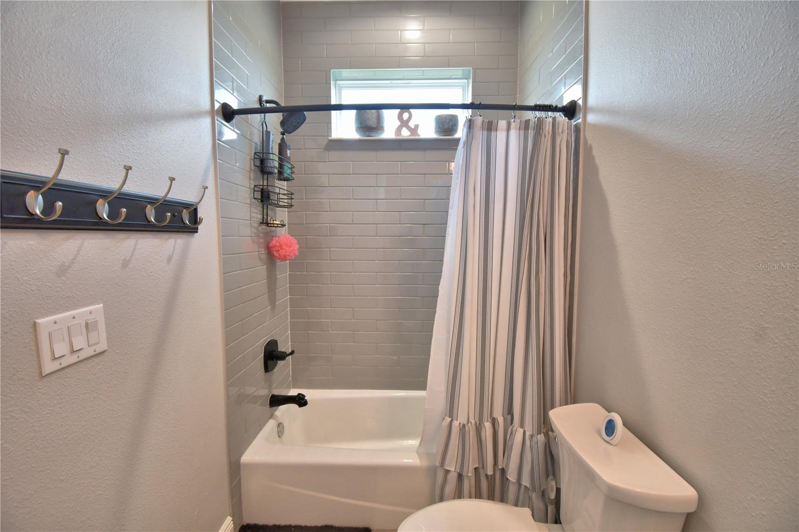 Image 71 of 90 For 445 Waterfern Trail Drive