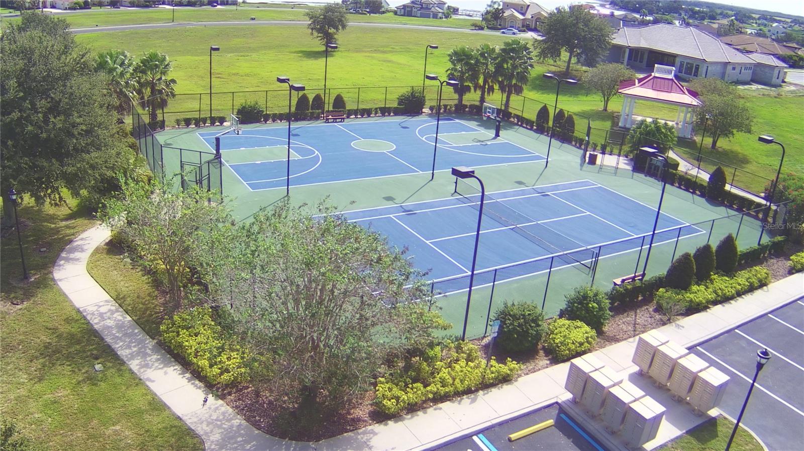 Image 94 of 100 For 445 Waterfern Trail Drive