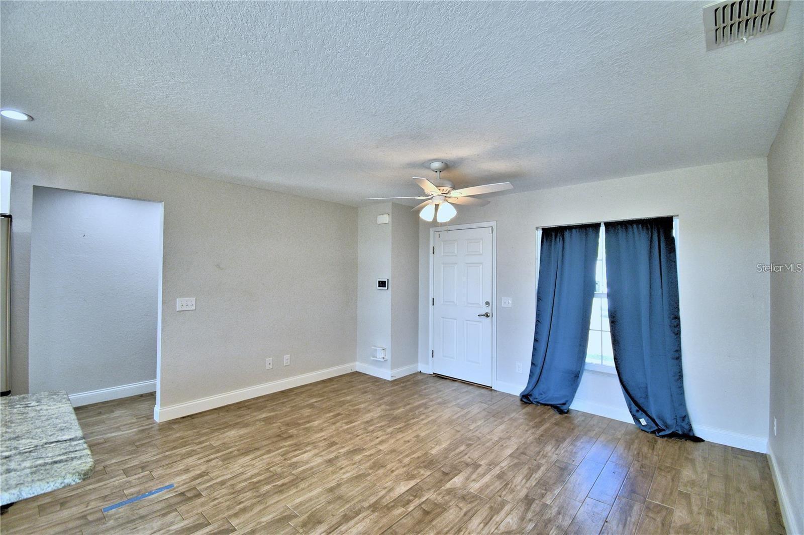 Image 9 of 17 For 140 Weeping Willow Road
