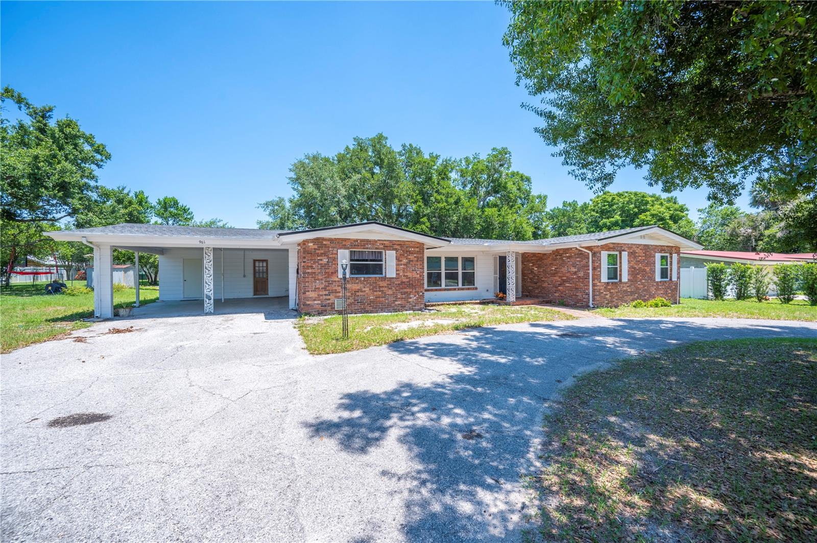Details for 961 Oleander Drive Se, WINTER HAVEN, FL 33880