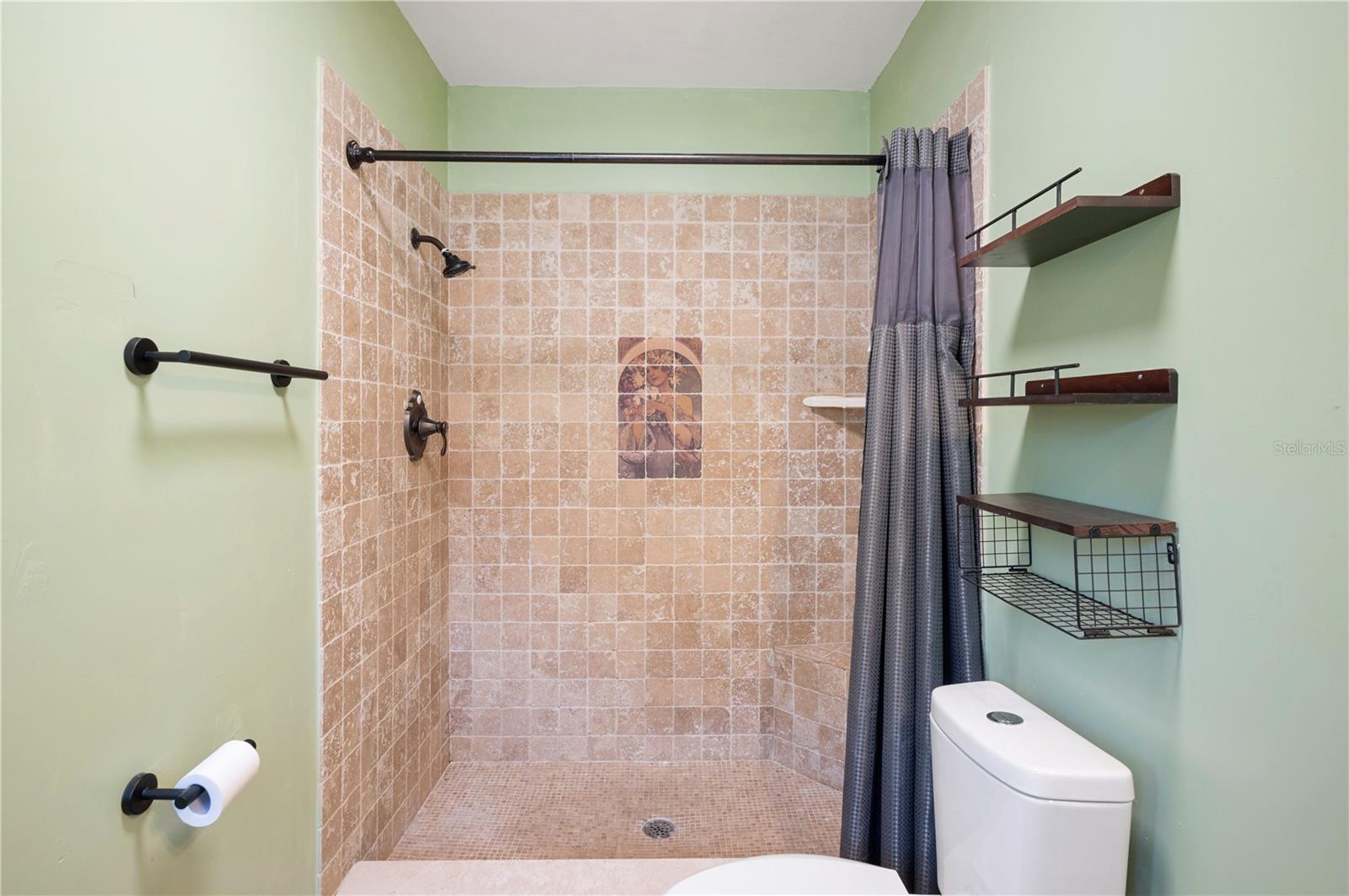Image 23 of 37 For 961 Oleander Drive Se