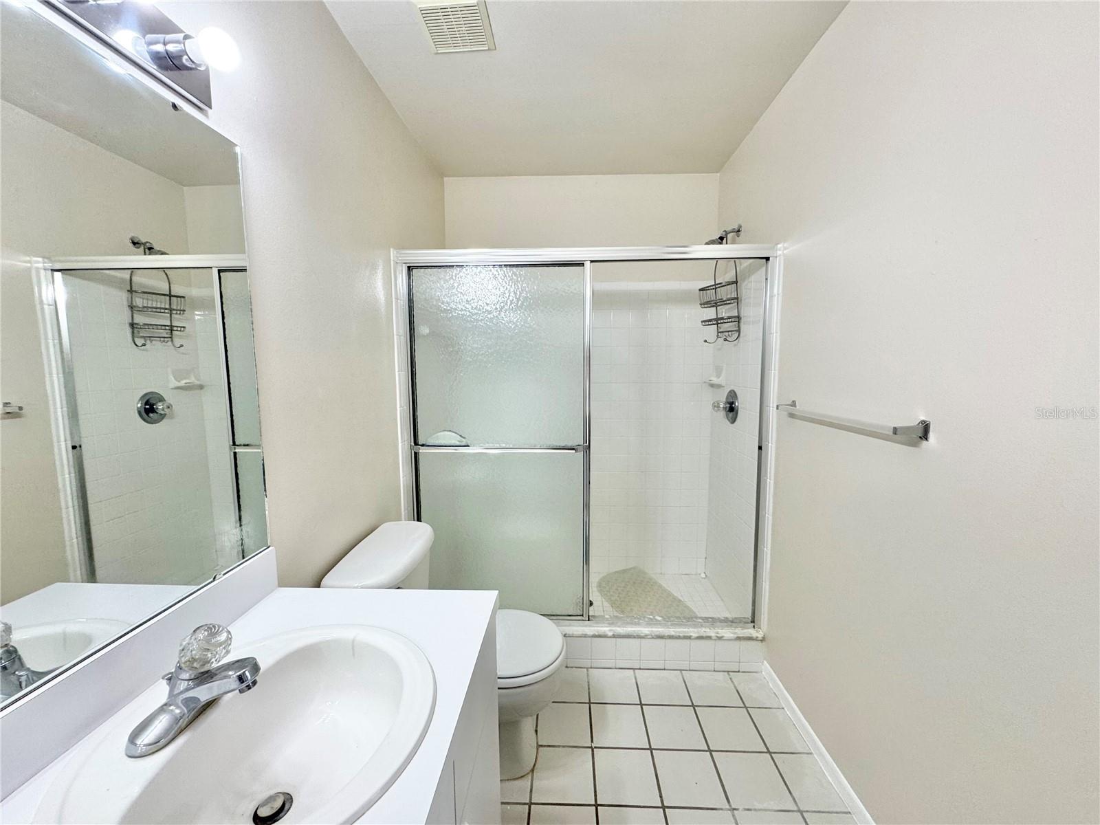 Image 18 of 43 For 615 Ridge Terrace 615