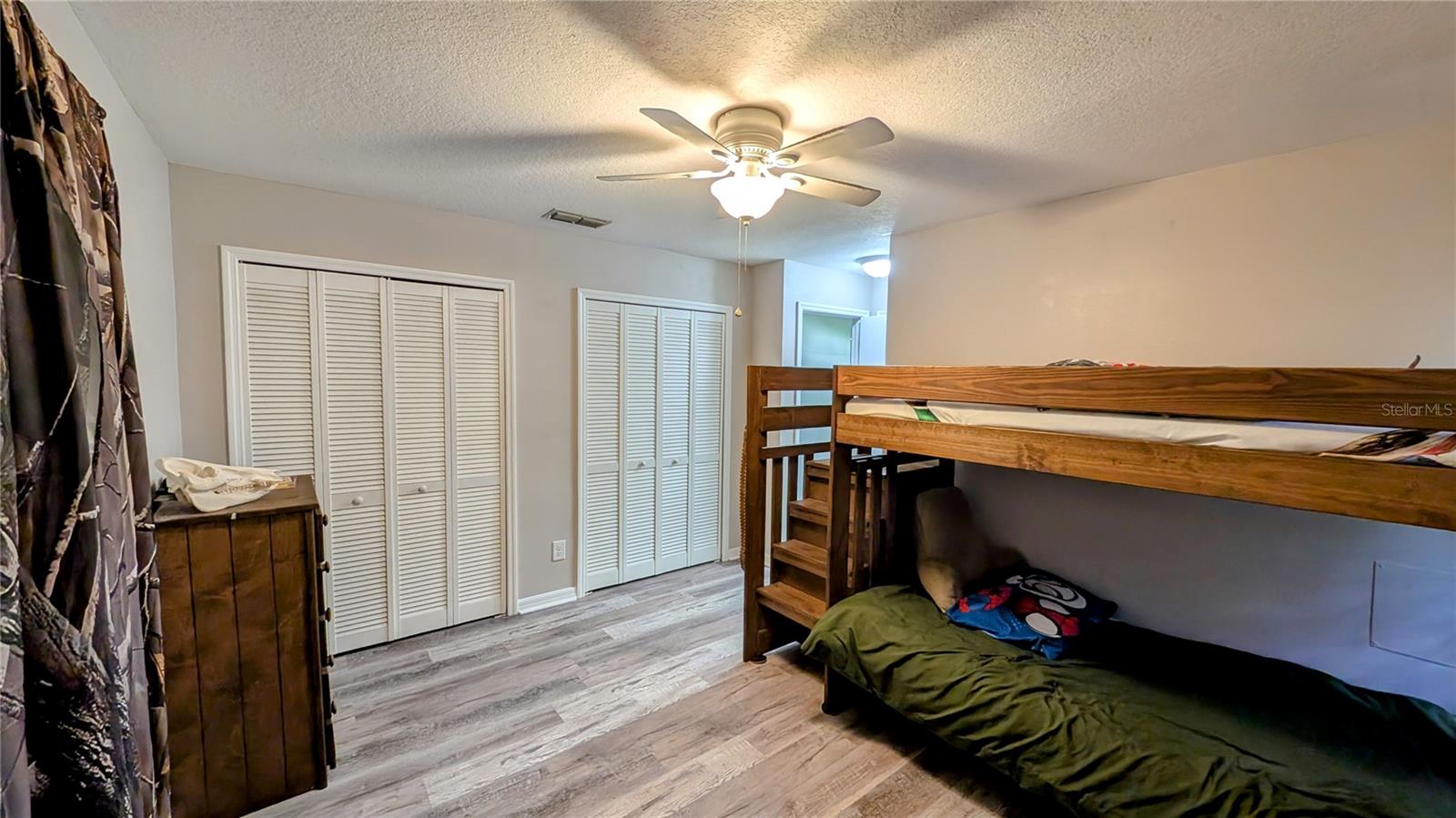 Image 43 of 45 For 624 Lanier Avenue